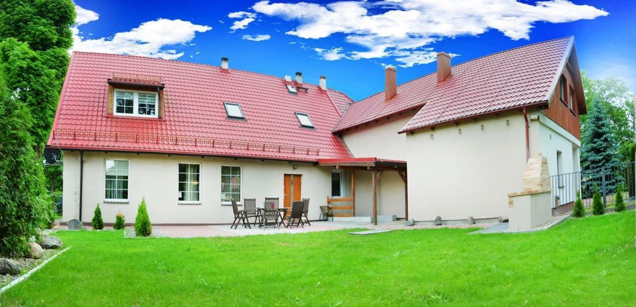 Dom W Santocznie Apartment Santoczno Екстериор снимка